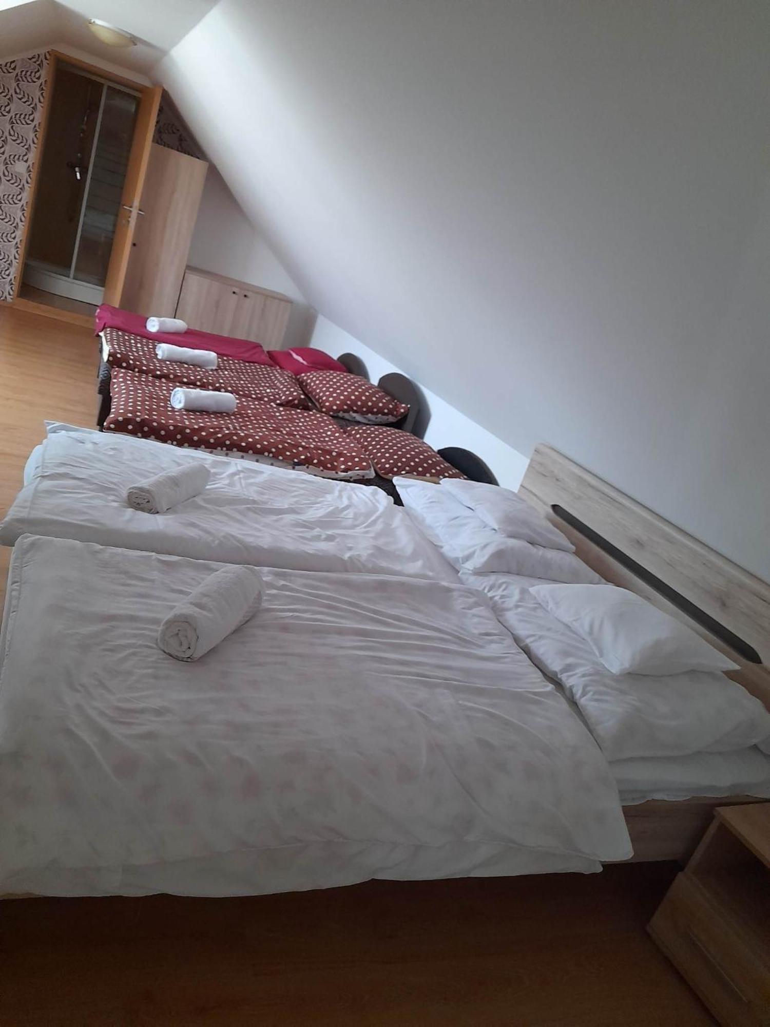Bed and Breakfast Kemences Fogado Tardos Zewnętrze zdjęcie
