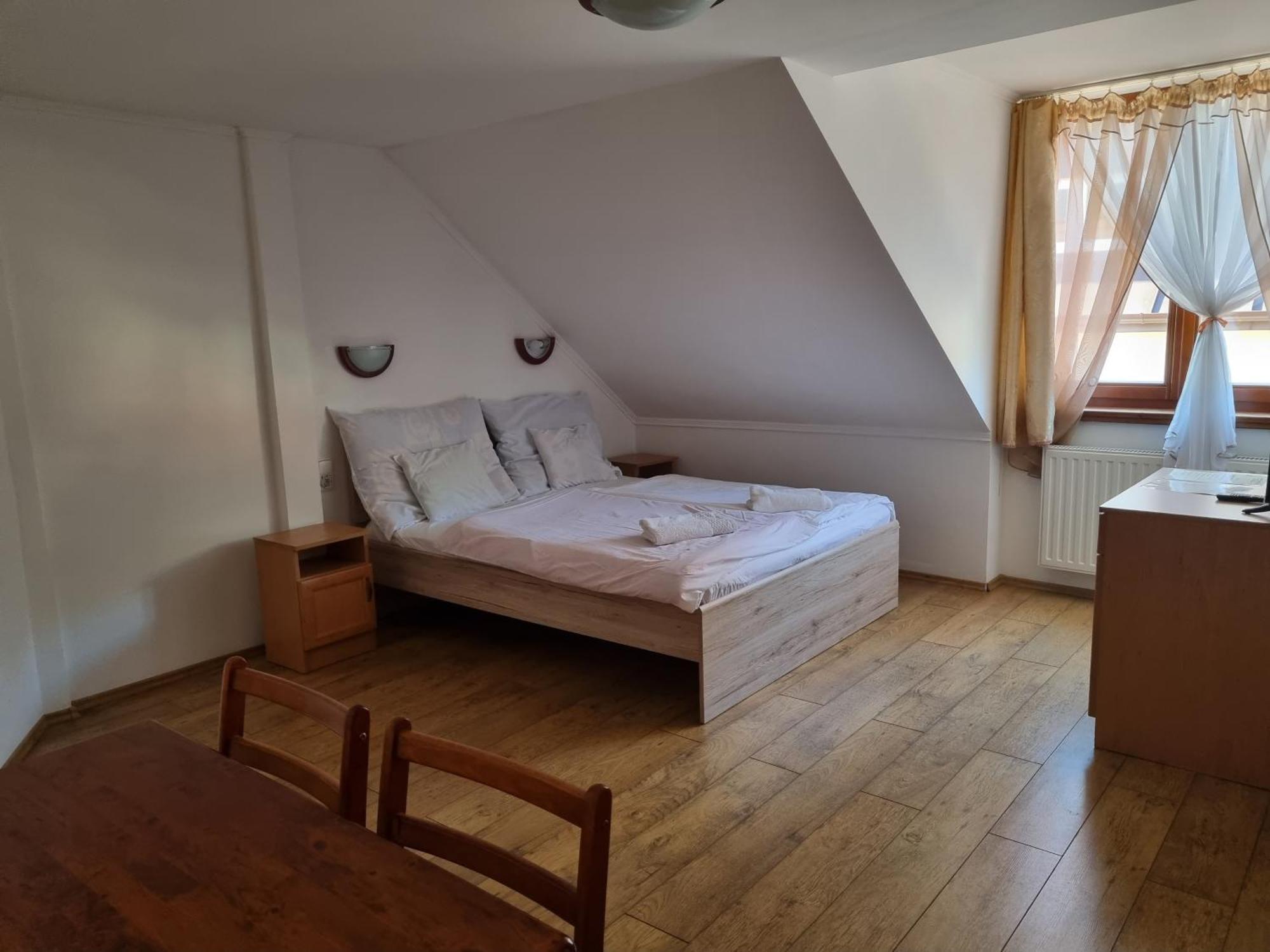 Bed and Breakfast Kemences Fogado Tardos Zewnętrze zdjęcie